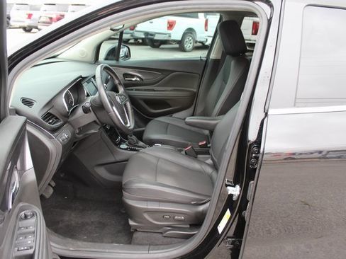 Used 2022 Buick Encore Preferred image 14