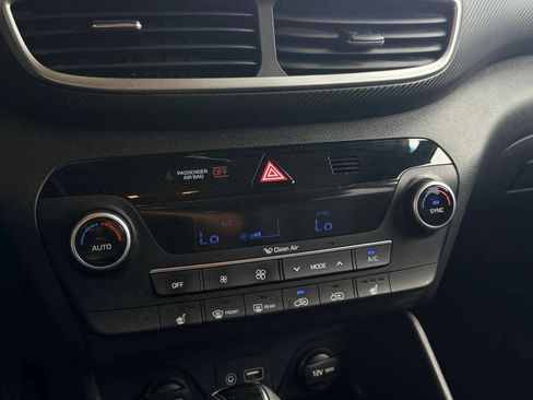 Used 2019 Hyundai Tucson SEL w/ Cargo Package AWD/4WD image 10