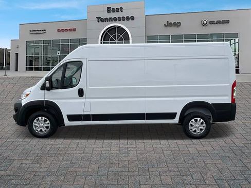 New 2024 RAM ProMaster 2500 w/ Quick Order Package 22G SLT image 6