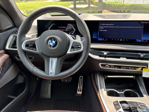 New 2027 BMW X7 xDrive40i w/ Executive Package AWD/4WD image 19