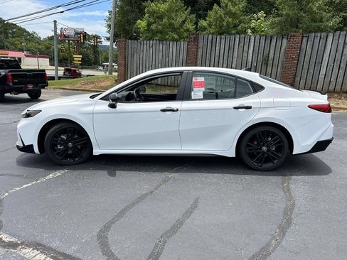 New 2026 Toyota Camry Hybrid w/ Convenience Package FWD image 6