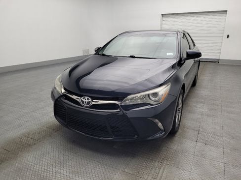 Used 2017 Toyota Camry SE image 15