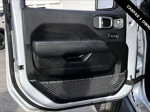 Used 2023 Jeep Wrangler Rubicon w/ Steel Bumper Group image 19