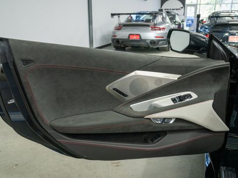 Used 2023 Chevrolet Corvette Stingray Premium Cpe w/ Z51 Performance Package image 38