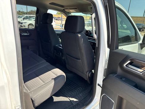 Used 2023 Chevrolet Silverado 1500 LT RWD image 12
