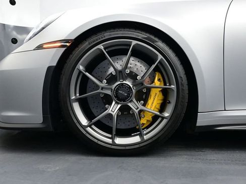 Certified 2024 Porsche 911 GT3 RWD image 6