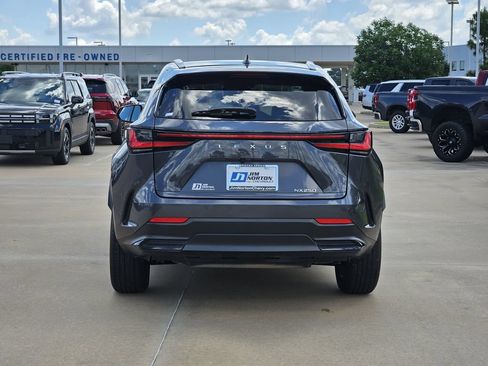 Used 2025 Lexus NX 250 FWD w/ Towing Package (2000 Lbs) image 6