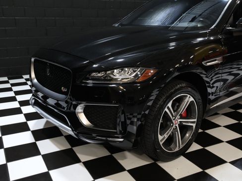 Used 2017 Jaguar F-PACE S AWD/4WD image 7