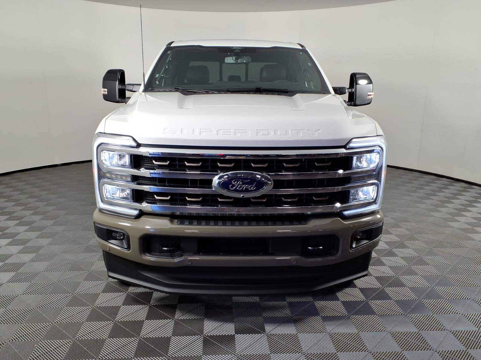 Used 2026 Ford F350 King Ranch AWD/4WD image 2