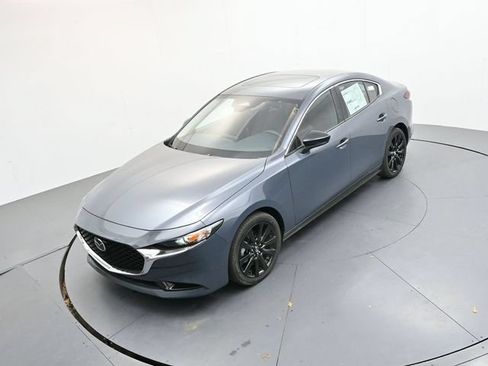 Used 2026 MAZDA MAZDA3 Carbon AWD/4WD image 11