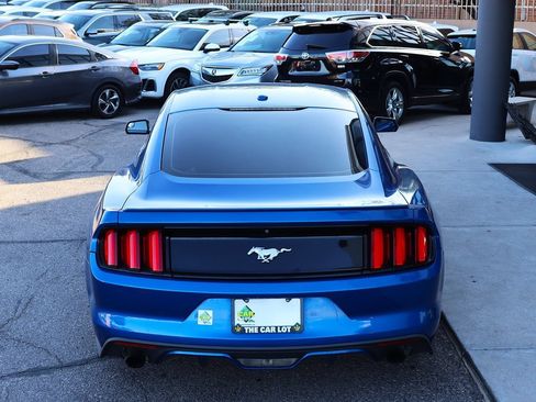 Used 2017 Ford Mustang Premium RWD image 10