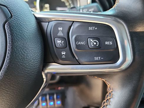 Used 2021 Jeep Wrangler Unlimited Sahara image 13