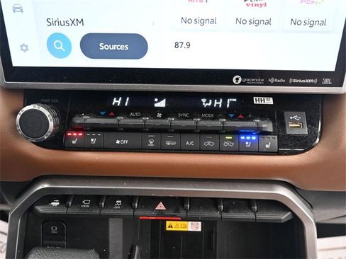 Used 2022 Toyota Tundra 1794 Edition image 17