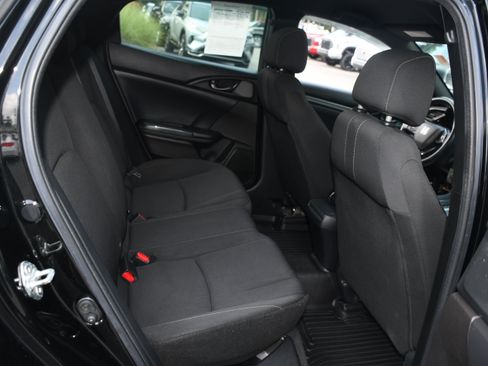 Used 2018 Honda Civic Sport image 17