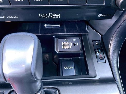 Used 2022 Lexus GX 460 Luxury w/ Sport Design Package image 16