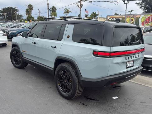 Used 2022 Rivian R1S Launch Edition AWD/4WD image 20