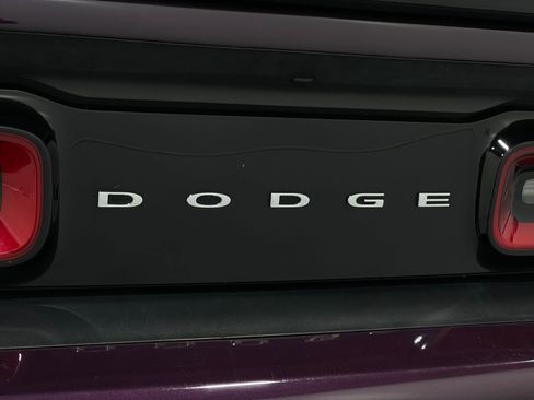 Used 2022 Dodge Challenger SRT Hellcat w/ Plus Package RWD image 36