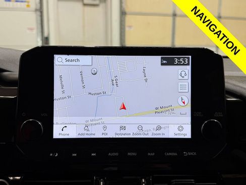 Used 2023 Nissan Pathfinder SL AWD/4WD image 4