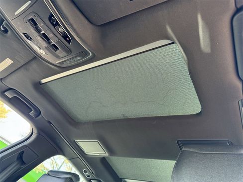 Used 2015 Audi A8 L 3.0T w/ Premium Package image 18