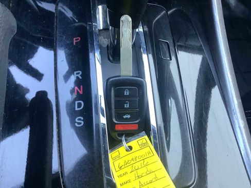 Used 2016 Honda Accord Sport image 19