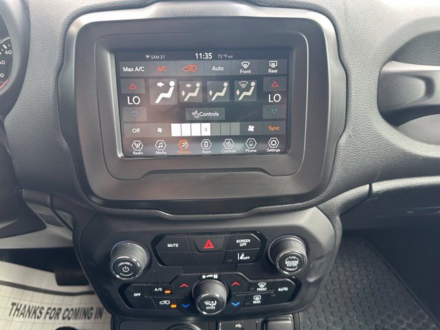 Used 2021 Jeep Renegade Latitude w/ Convenience Group AWD/4WD image 23