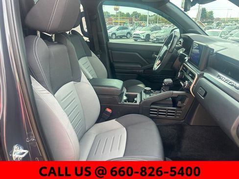 Certified 2025 Toyota Tacoma TRD Sport w/ TRD Sport Upgrade Package AWD/4WD image 7