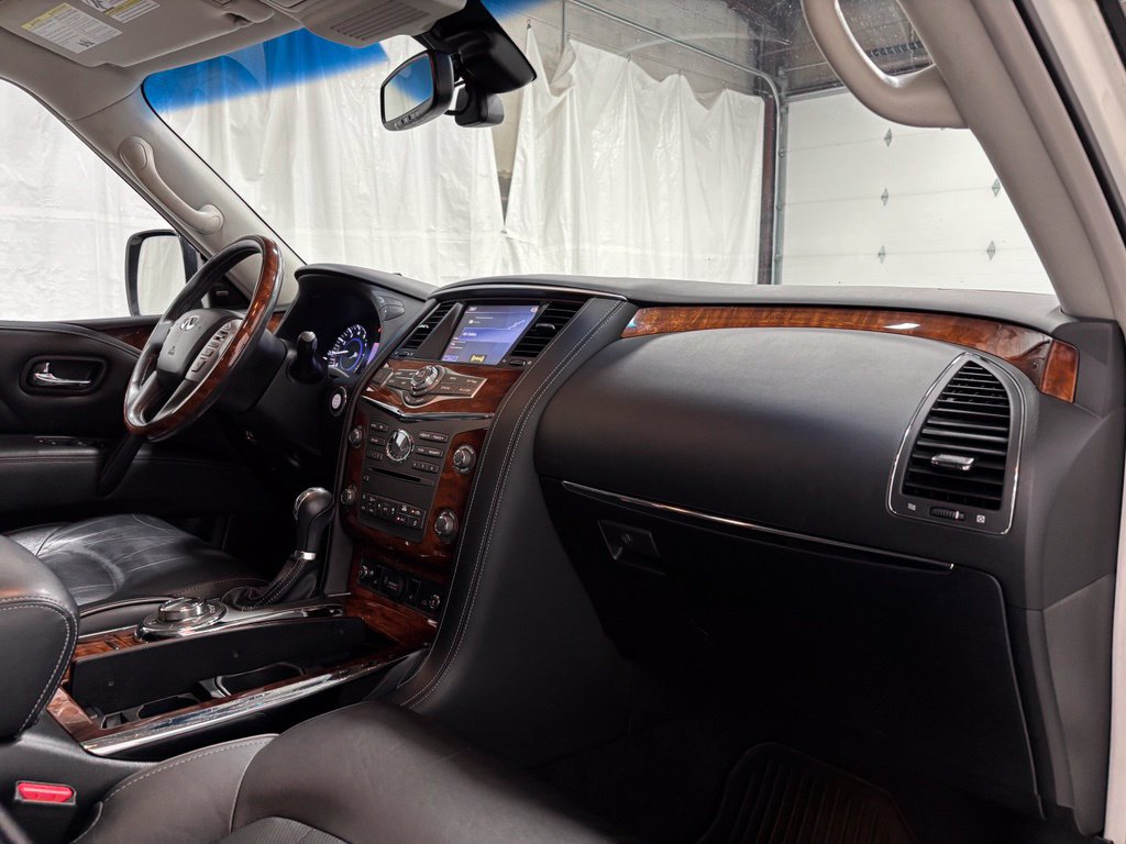 Used 2015 INFINITI QX80 4WD w/ Deluxe Technology Package image 63