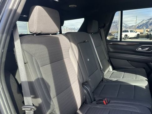 Certified 2023 GMC Yukon SLE image 19