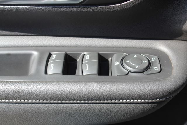 Used 2024 GMC Terrain SLT w/ Infotainment Package II FWD image 37