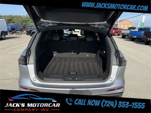 Used 2024 Lincoln Nautilus Reserve w/ Equipment Group 202A AWD/4WD image 12