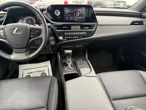 Used 2022 Lexus ES 350 w/ Premium Package image 14