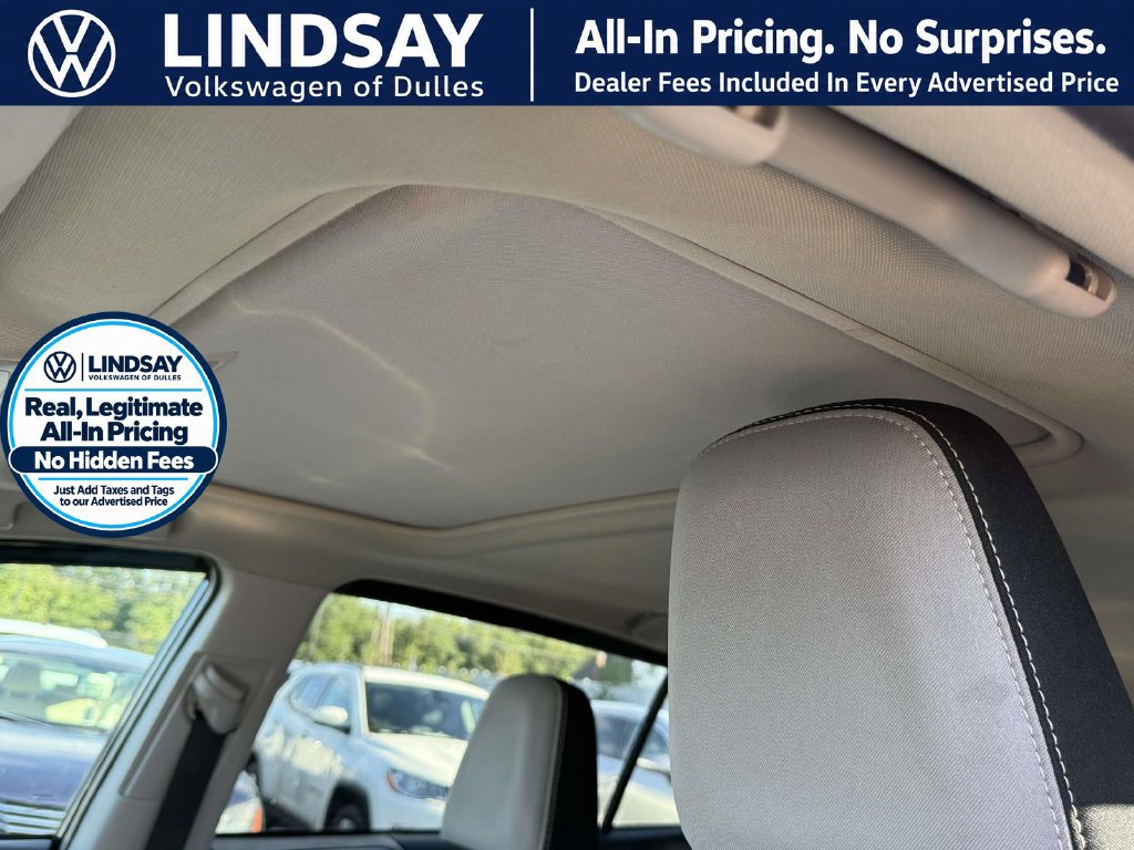 Used 2016 Toyota RAV4 XLE AWD/4WD image 15