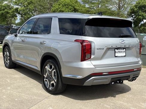 Used 2025 Hyundai Palisade Limited AWD/4WD image 3