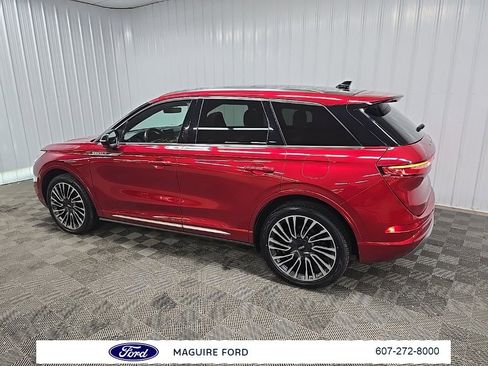 Used 2020 Lincoln Corsair Reserve w/ Equipment Group 202A image 4