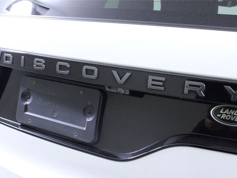 Used 2023 Land Rover Discovery S R-Dynamic AWD/4WD image 9