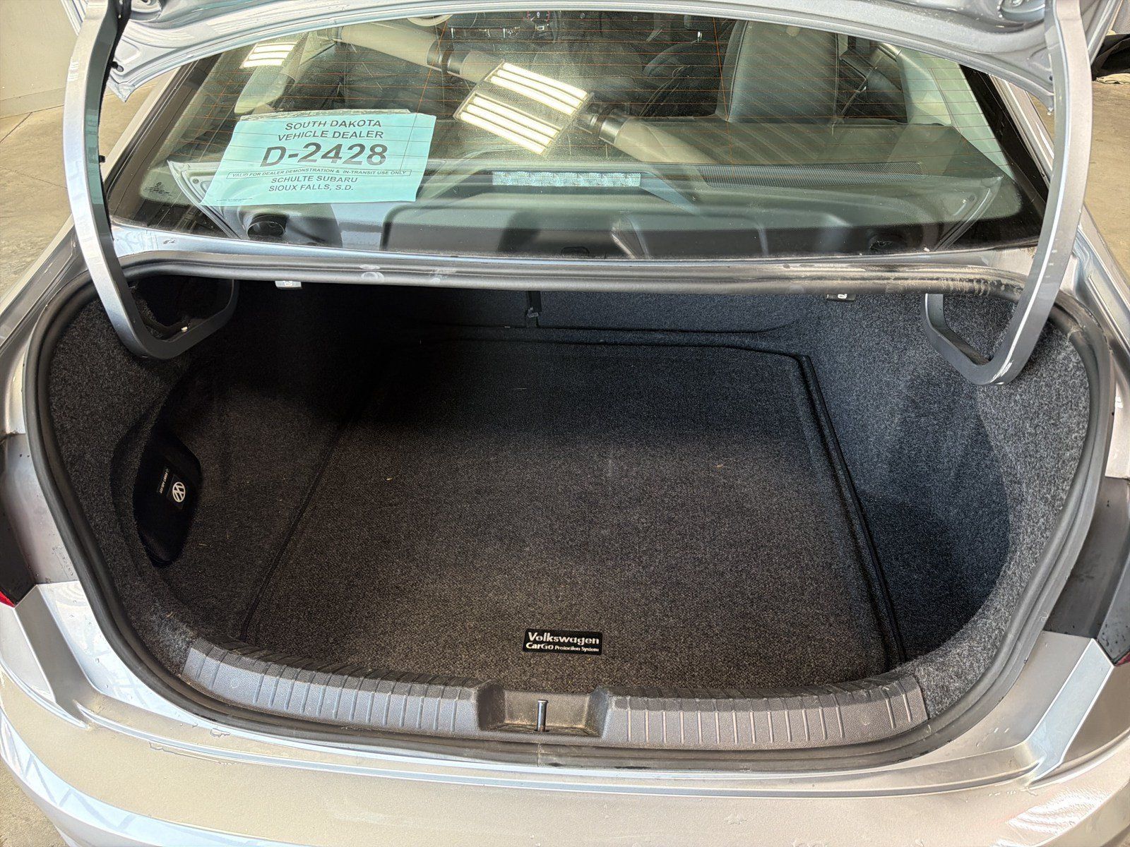 Used 2020 Volkswagen Jetta SEL Premium FWD image 20