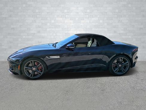 Used 2022 Jaguar F-TYPE R image 8
