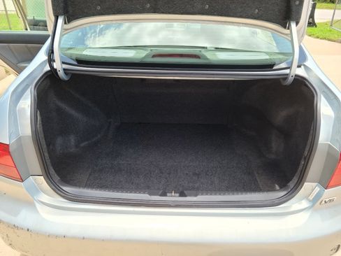 Used 2005 Honda Accord Hybrid Sedan image 13