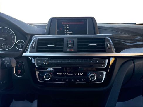 Used 2018 BMW 330i xDrive Wagon image 14