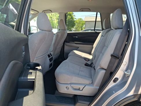 Used 2020 Honda Pilot EX image 10
