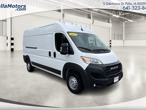 Used 2025 RAM ProMaster 3500 w/ Convenience Group FWD image 1