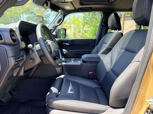 Certified 2025 Toyota Land Cruiser w/ Premium Package AWD/4WD image 20