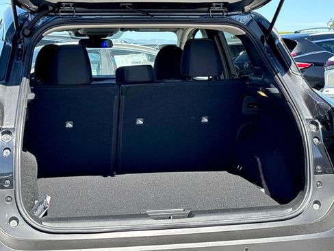 New 2026 Nissan Kicks SV FWD image 22