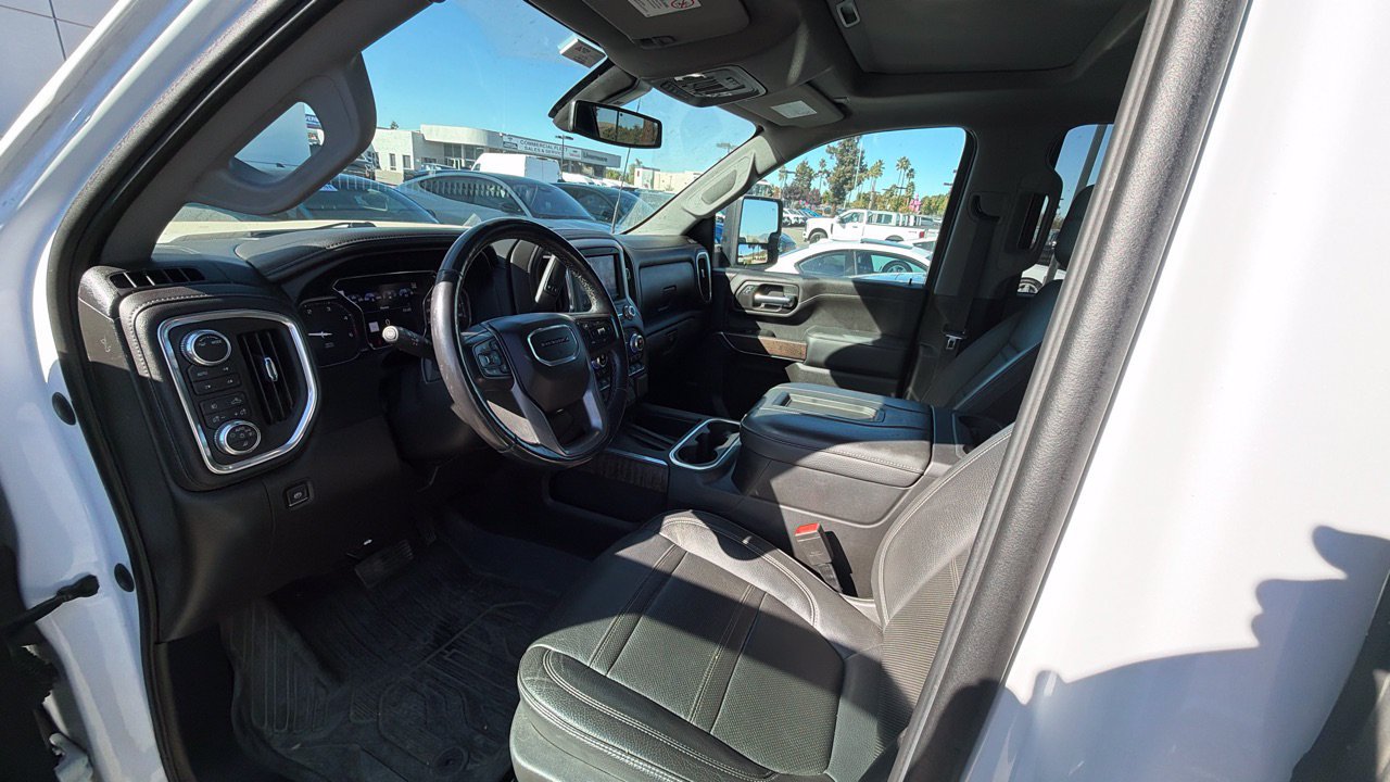 Used 2022 GMC Sierra 2500 Denali AWD/4WD image 3