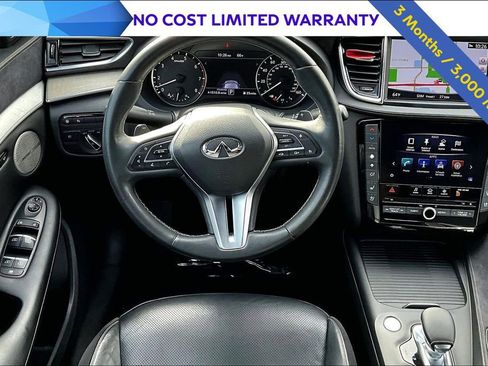 Used 2019 INFINITI QX50 Essential w/ Sensory Package image 5