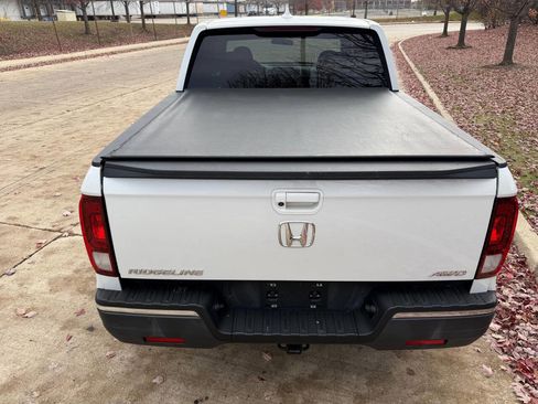 Used 2019 Honda Ridgeline Sport image 19