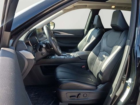 Certified 2024 INFINITI QX60 Luxe w/ Cargo Package image 15