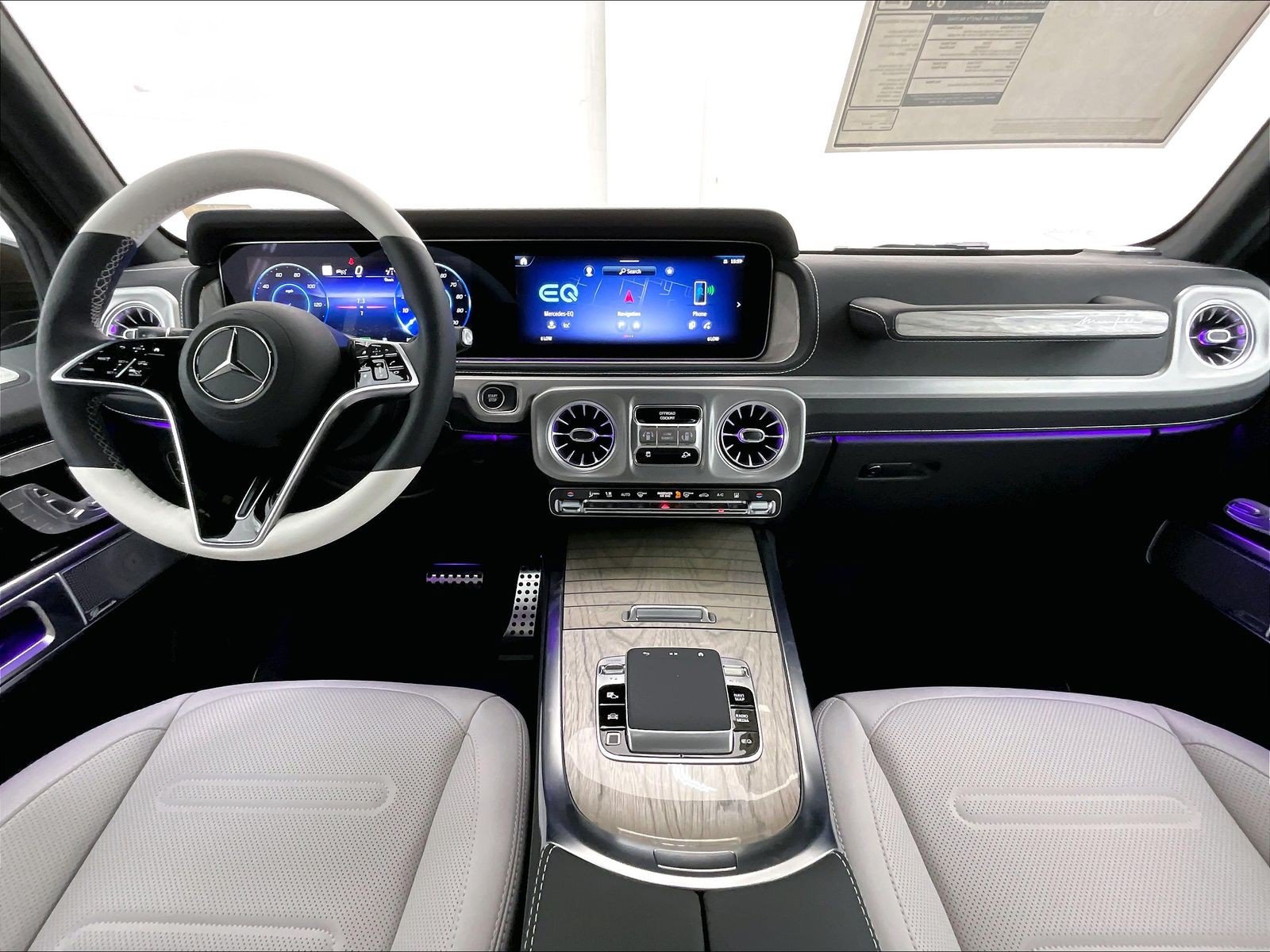 New 2027 Mercedes-Benz G 580 e image 4