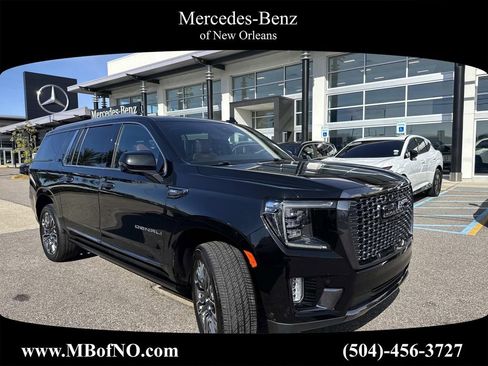 Used 2023 GMC Yukon XL Denali Ultimate image 1