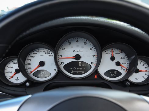 Used 2008 Porsche 911 Turbo AWD/4WD image 28